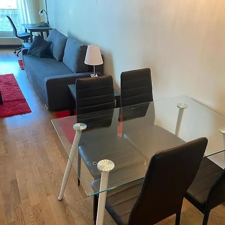 Foorumi Korter Super Roduvaatega / Kotimaailma Апартаменты Таллин